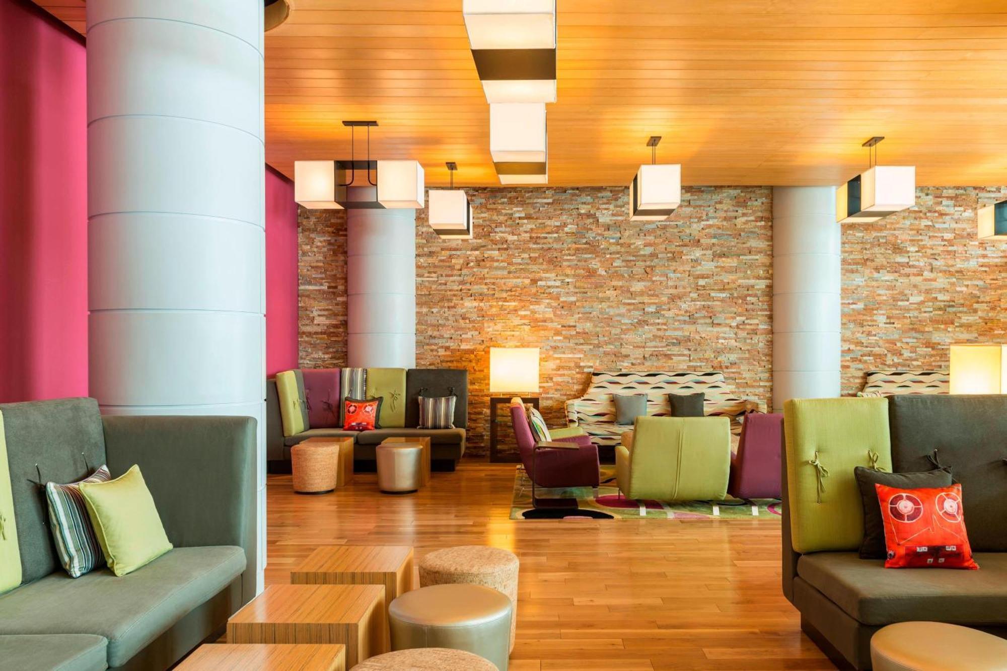 Hotel Aloft 4*